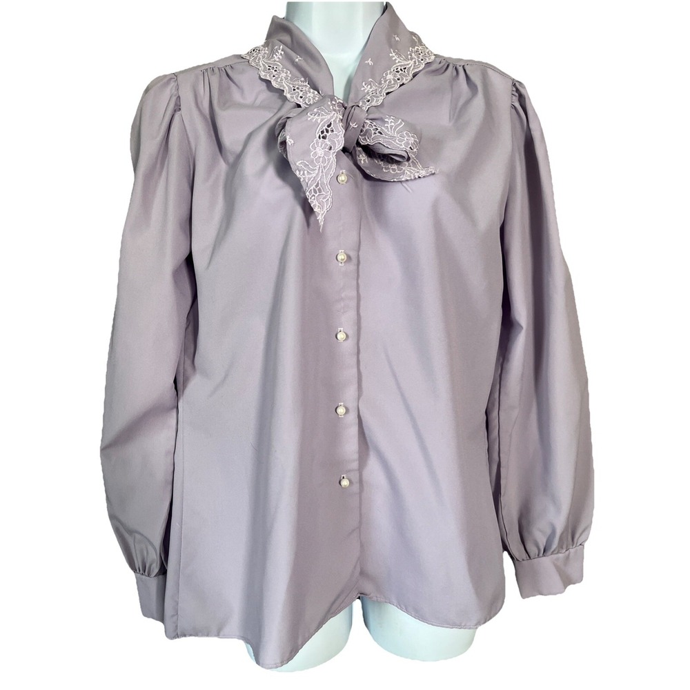 Laura Mae 80s Blouse Sz L Lavender Lace Collar Bow Tie Puff Sleeve Prairie Retro